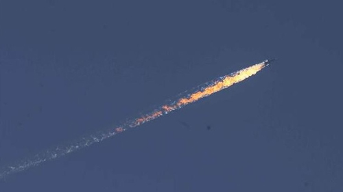 تركيا تسقط طائرة عسكرية اخترقت أجواءها 