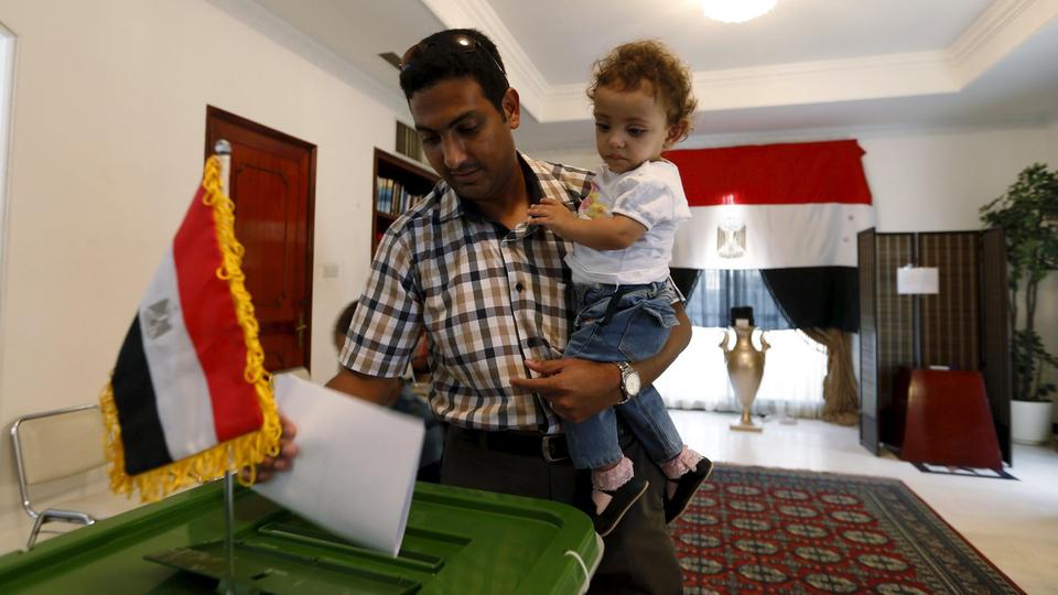 المصريون يصوتون على تعديلات دستورية