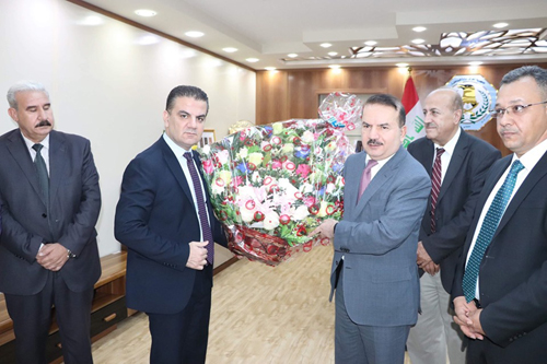 مركز تنظيمات بغداد يهنئ وزير الداخلية 