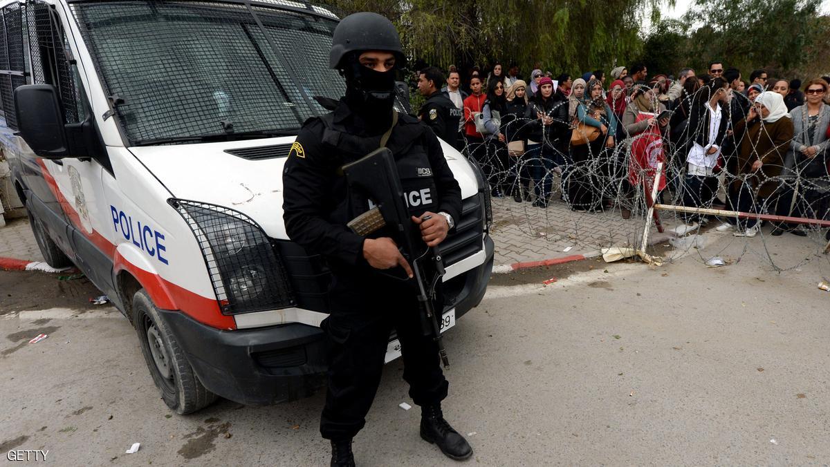  تمديد حالة الطوارئ في تونس