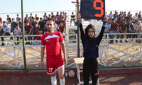 أول كوردية تحكم مباراة كرة القدم في الاقليم والعراق