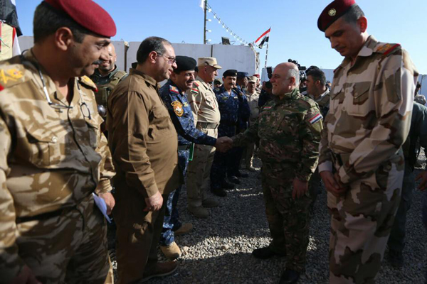 العبادي يصل الشورة ويبحث سير معركة الموصل مع القيادات الأمنية