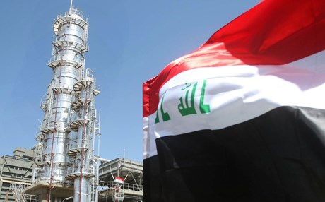 العراق يدعم تمديد خفض إنتاج النفط