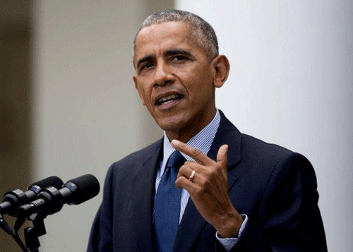 أوباما يجتمع مع مساعديه لبحث خيارات عسكرية في سوريا