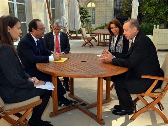 اردوغان في باريس لعقد عدد من المباحثات