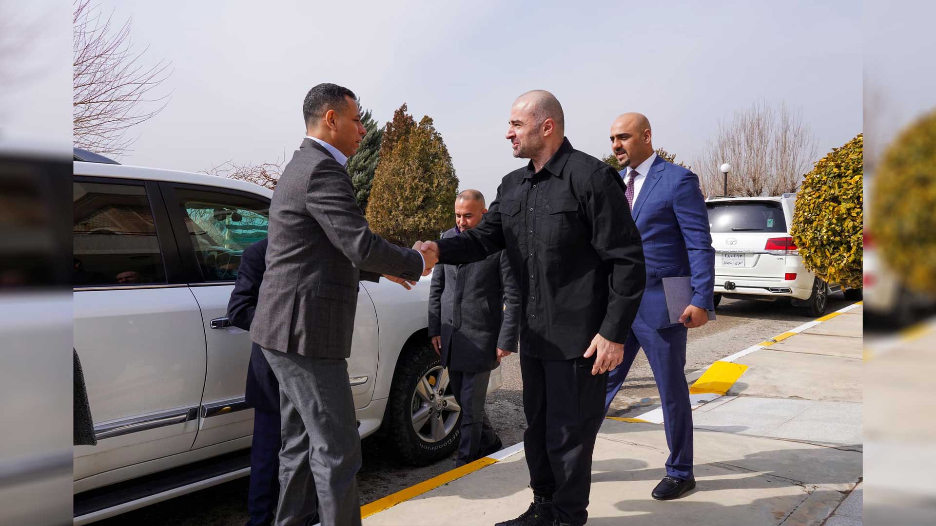  President Bafel welcomes Hamid al-Shatri at Dabashan.