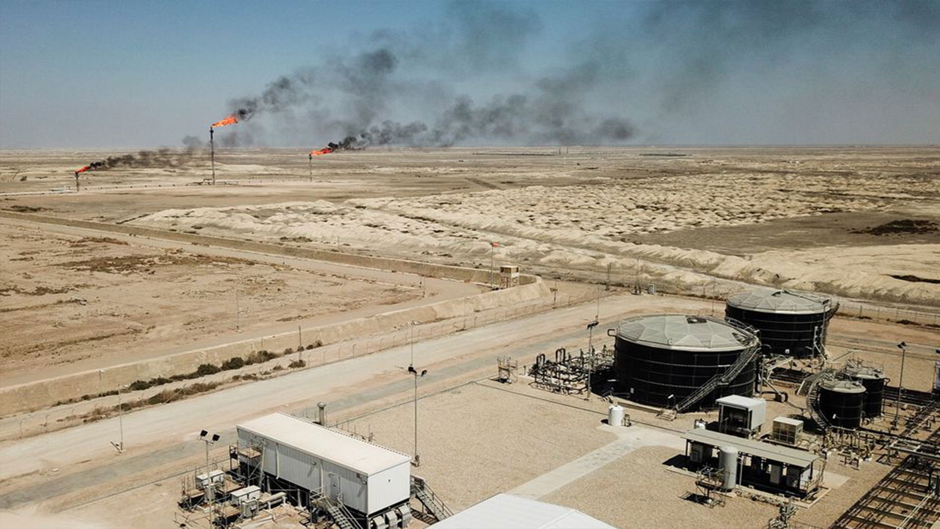  A view shows Iraq's Majnoon oil field near Basra, Iraq, March 27, 2022.Picture taken with a drone. REUTERS/Essam Al-Sudani