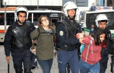 Tirkiye: Xwepêşander li hemberî Dawudoglu derketin