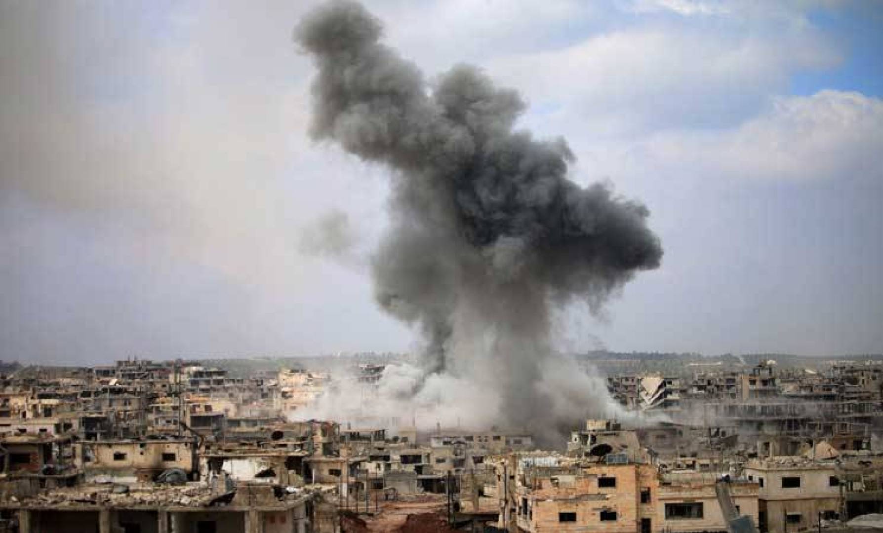 Sûriyê: Rêjîm êrîşa xwe li dijî Idlibê zêdetir dikedike