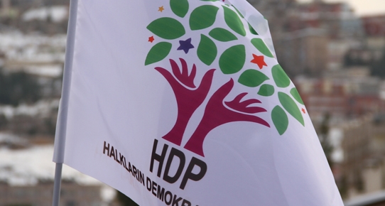 Komek parêzerên Rojhilata Kurdistanê piştevaniya HDP dikin