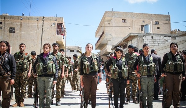 ئه‌مڕۆ چه‌ك و ته‌قه‌مه‌نی و پێداویستی پزیشكی به‌ ده‌ست YPG گه‌یشت